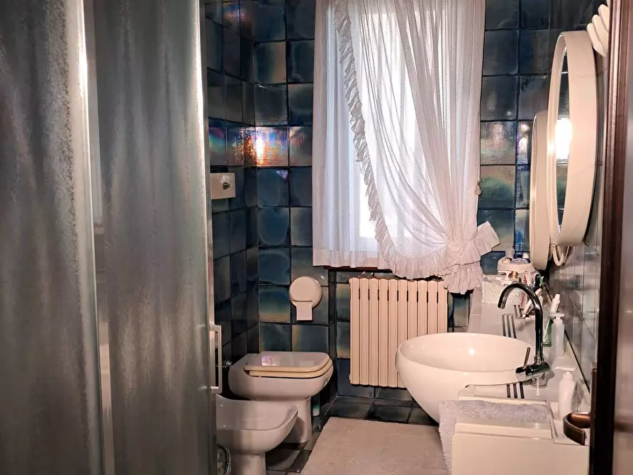 Immagine 2 di Villa in vendita  in via Croci 15 a Samarate