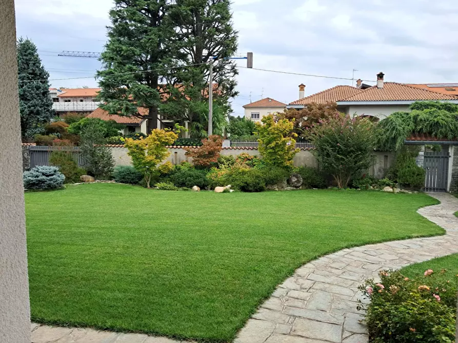 Immagine 18 di Villa in vendita  in via Croci 15 a Samarate