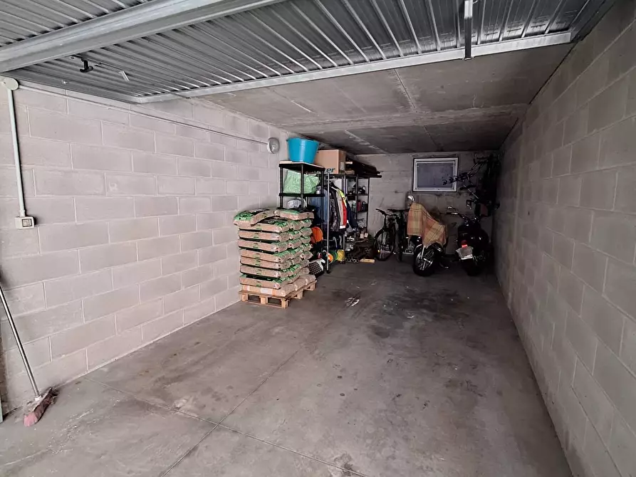 Immagine 23 di Appartamento in vendita  in via Mazzini 2 a Mornago