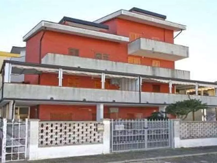 Immagine 25 di Appartamento in vendita  in Passo del Broccon 5 a Comacchio