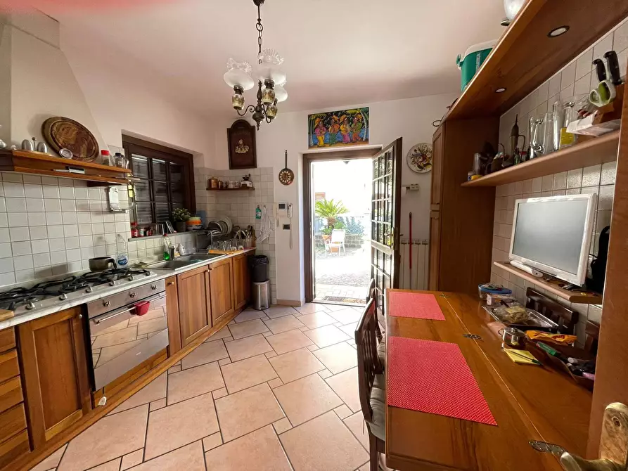 Immagine 10 di Villa in vendita  in via Ermete Brandimarte a Pescara