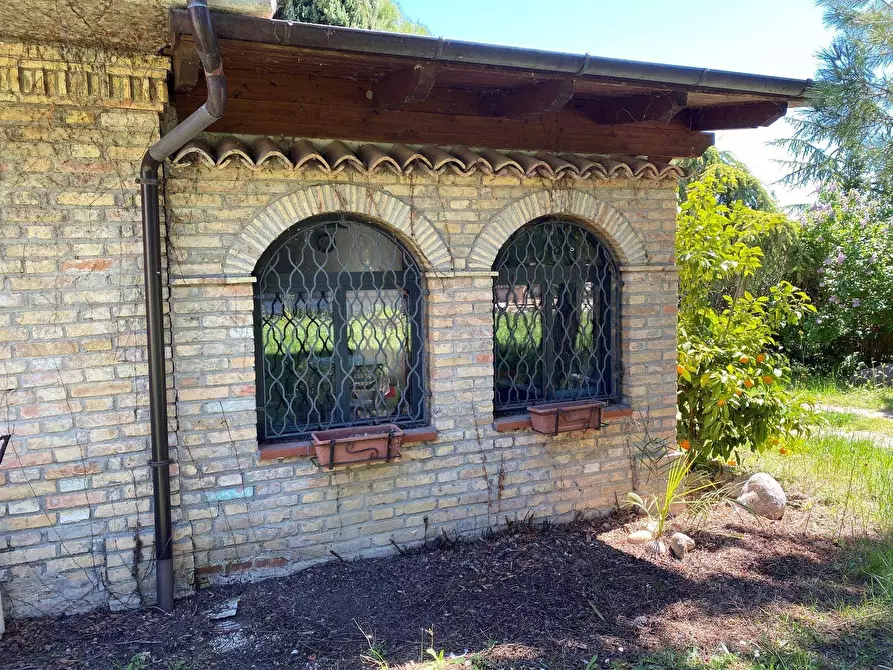 Immagine 49 di Agriturismo in vendita  in Contrada Fiorano a Loreto Aprutino