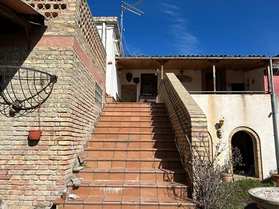 Immagine 44 di Casa indipendente in vendita  in Contrada Scannella Inferiore 1 a Loreto Aprutino