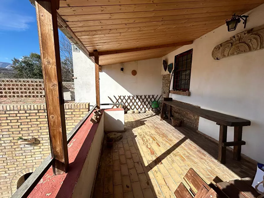 Immagine 7 di Casa indipendente in vendita  in Contrada Scannella Inferiore 1 a Loreto Aprutino