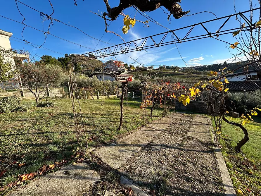 Immagine 14 di Casa indipendente in vendita  in Strada Comunale della Fontana 6 a Montesilvano