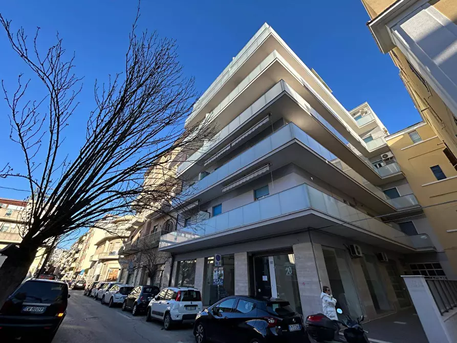 Immagine 14 di Appartamento in vendita  in Via Umbria 46 a Pescara