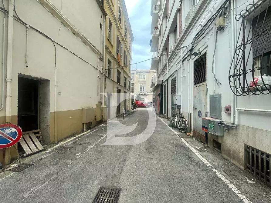 Immagine 9 di Box auto in vendita  in Corso Vittorio Emanuele a Pescara