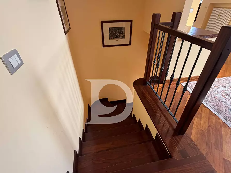 Immagine 88 di Casa semindipendente in vendita  in Vico dell' Arco a Sulmona