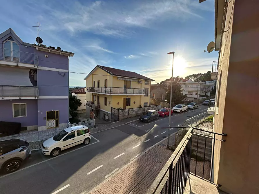 Immagine 20 di Appartamento in vendita  in Via Montesecco a Brittoli