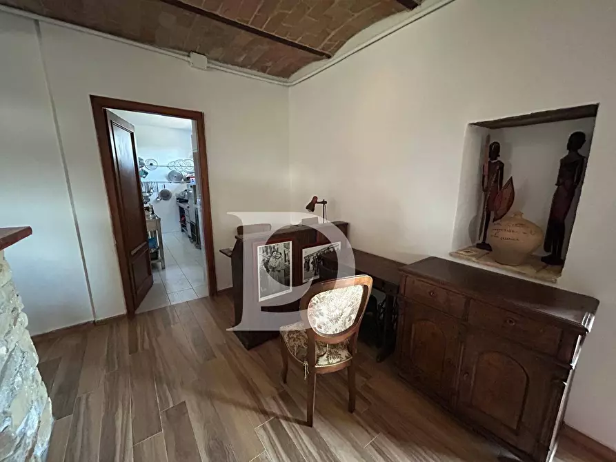 Immagine 11 di Rustico / casale in vendita  in C.da Marciano a Basciano