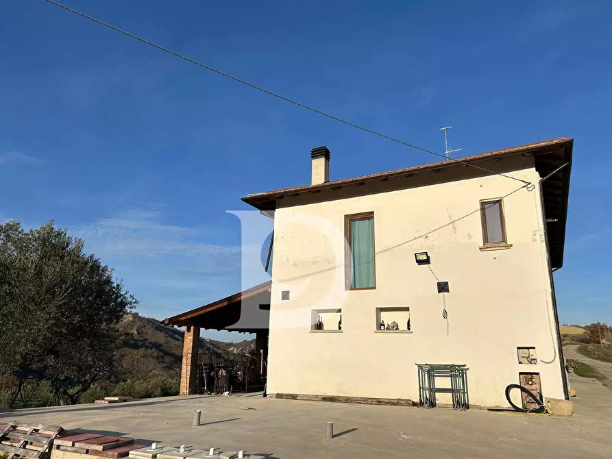 Immagine 31 di Rustico / casale in vendita  in C.da Marciano a Basciano