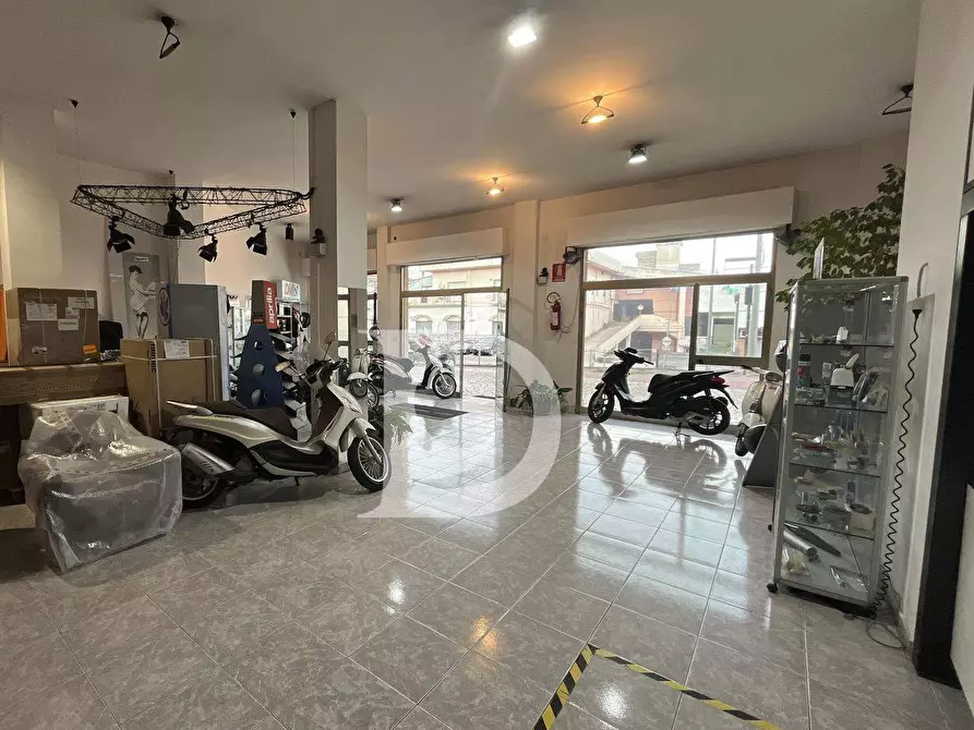 Immagine 35 di Locale commerciale in vendita  in Via Nazionale Adriatica a Francavilla Al Mare