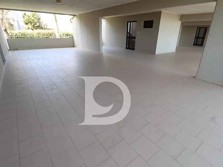 Immagine 33 di Appartamento in vendita  in Via Aldo Moro a Montesilvano