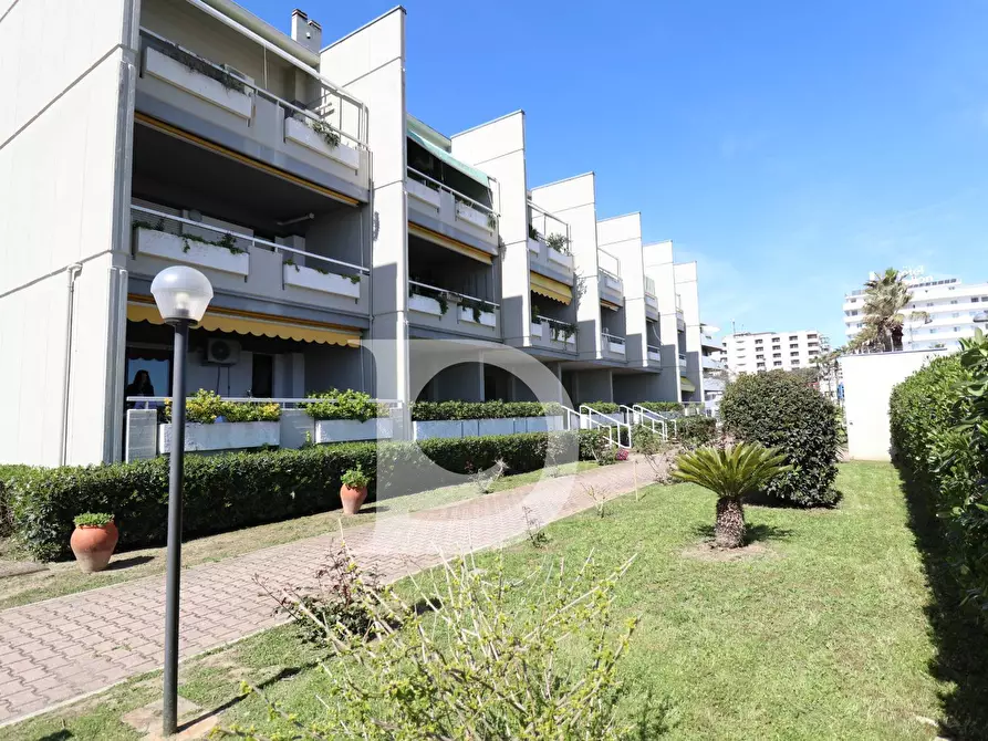 Immagine 10 di Appartamento in vendita  in Via Aldo Moro a Montesilvano