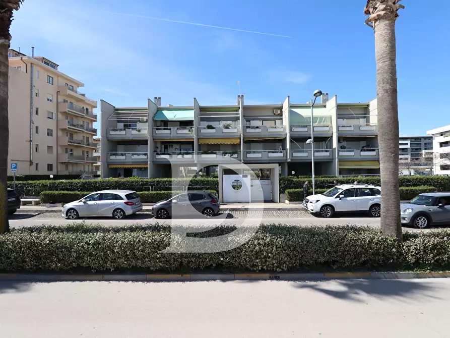 Immagine 38 di Appartamento in vendita  in Via Aldo Moro a Montesilvano