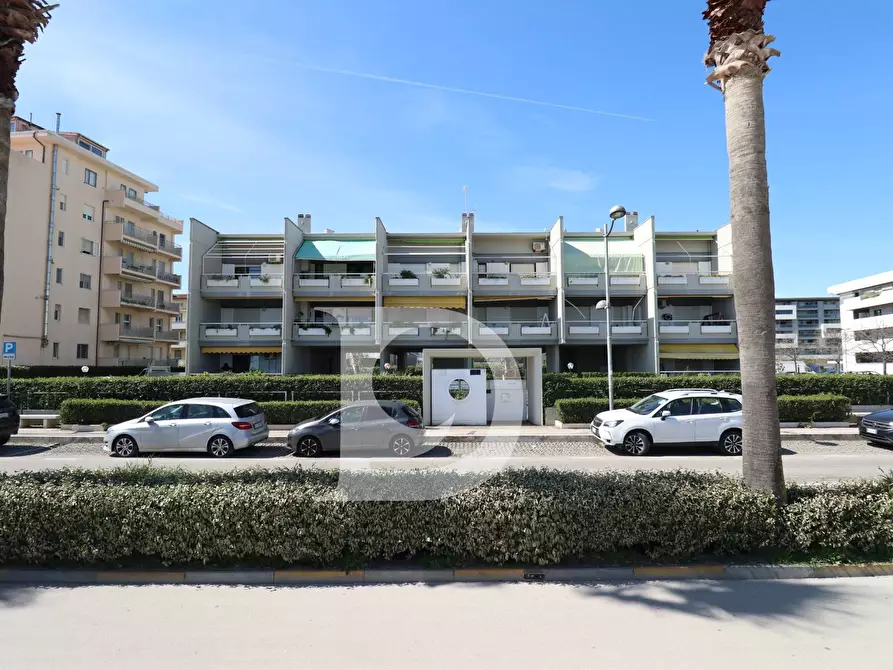 Immagine 39 di Appartamento in vendita  in Via Aldo Moro a Montesilvano