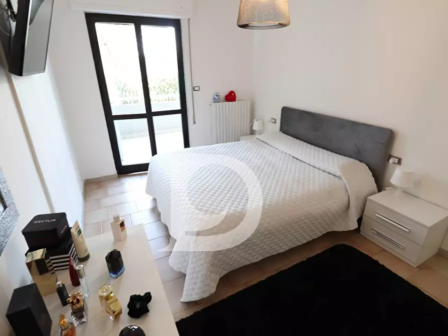 Immagine 14 di Appartamento in vendita  in Via Aldo Moro a Montesilvano