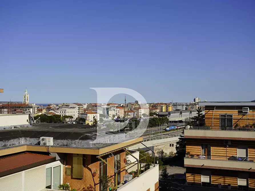 Immagine 40 di Appartamento in vendita  in Via Monti Ernici a Pescara