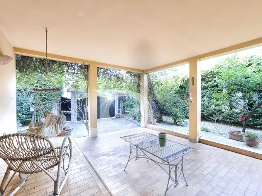 Immagine 6 di Villa in vendita  in Via Sella Di Corno a Pescara