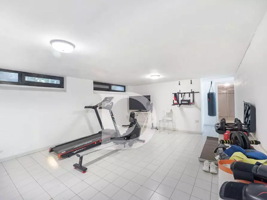 Immagine 20 di Villa in vendita  in Via Sella Di Corno a Pescara