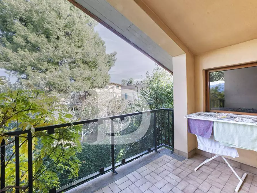 Immagine 36 di Villa in vendita  in Via Sella Di Corno a Pescara