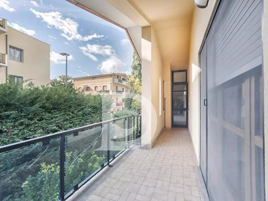 Immagine 35 di Villa in vendita  in Via Sella Di Corno a Pescara