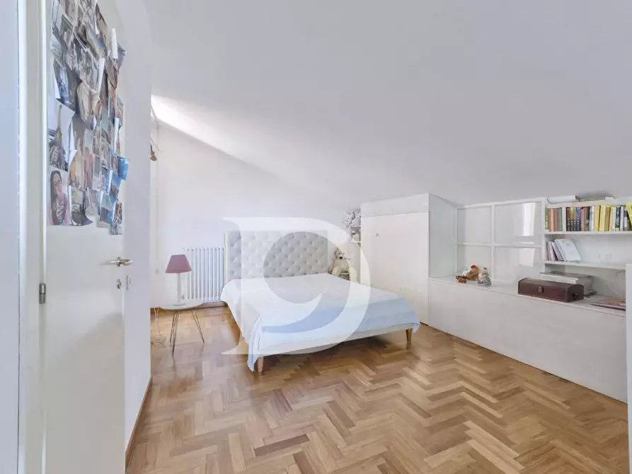 Immagine 26 di Villa in vendita  in Via Sella Di Corno a Pescara