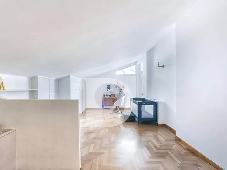 Immagine 17 di Villa in vendita  in Via Sella Di Corno a Pescara