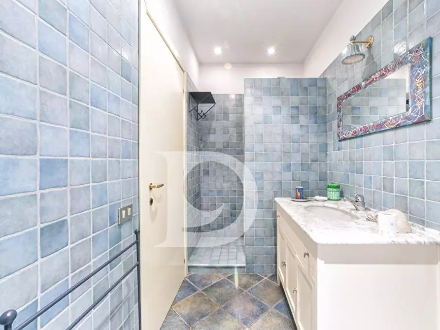 Immagine 18 di Villa in vendita  in Via Sella Di Corno a Pescara