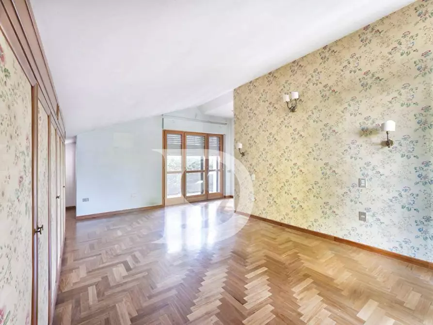 Immagine 24 di Villa in vendita  in Via Sella Di Corno a Pescara