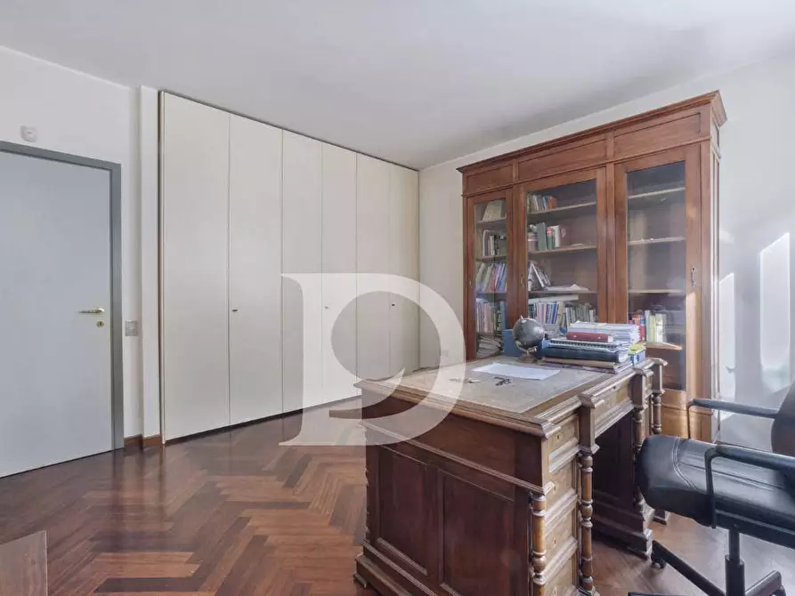 Immagine 3 di Villa in vendita  in Via Sella Di Corno a Pescara