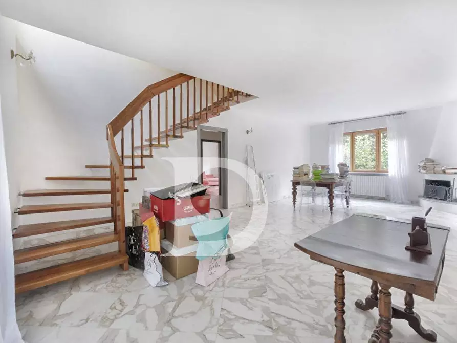 Immagine 30 di Villa in vendita  in Via Sella Di Corno a Pescara