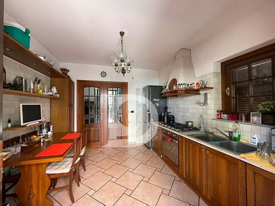 Immagine 3 di Villa in vendita  in via Ermete Brandimarte a Pescara