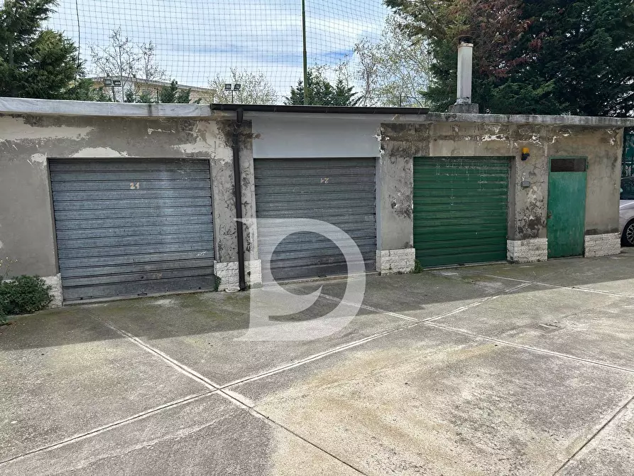 Immagine 30 di Appartamento in vendita  in Via San Donato a Pescara