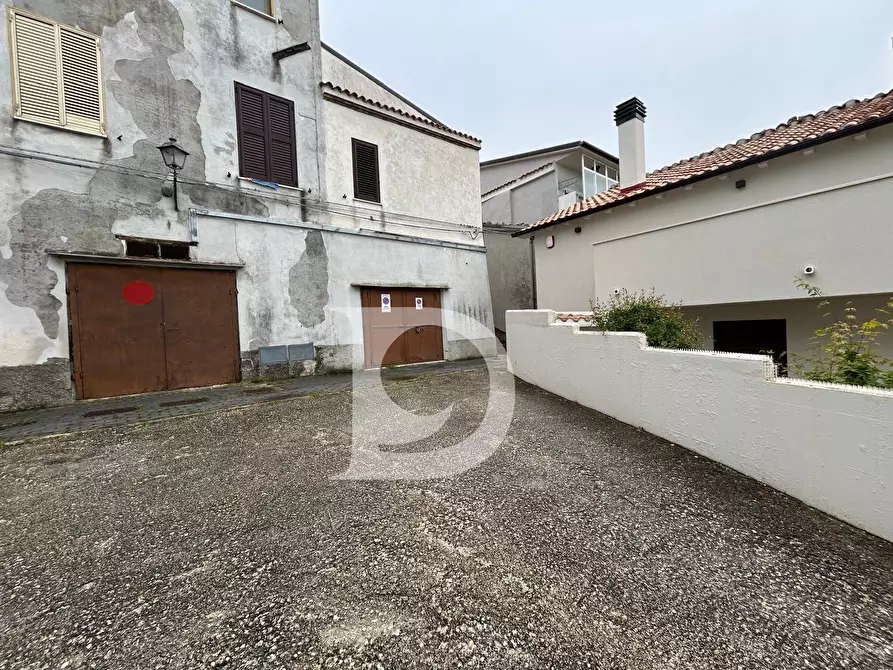 Immagine 35 di Casa semindipendente in vendita  in Piazza Garibaldi a Civitaquana