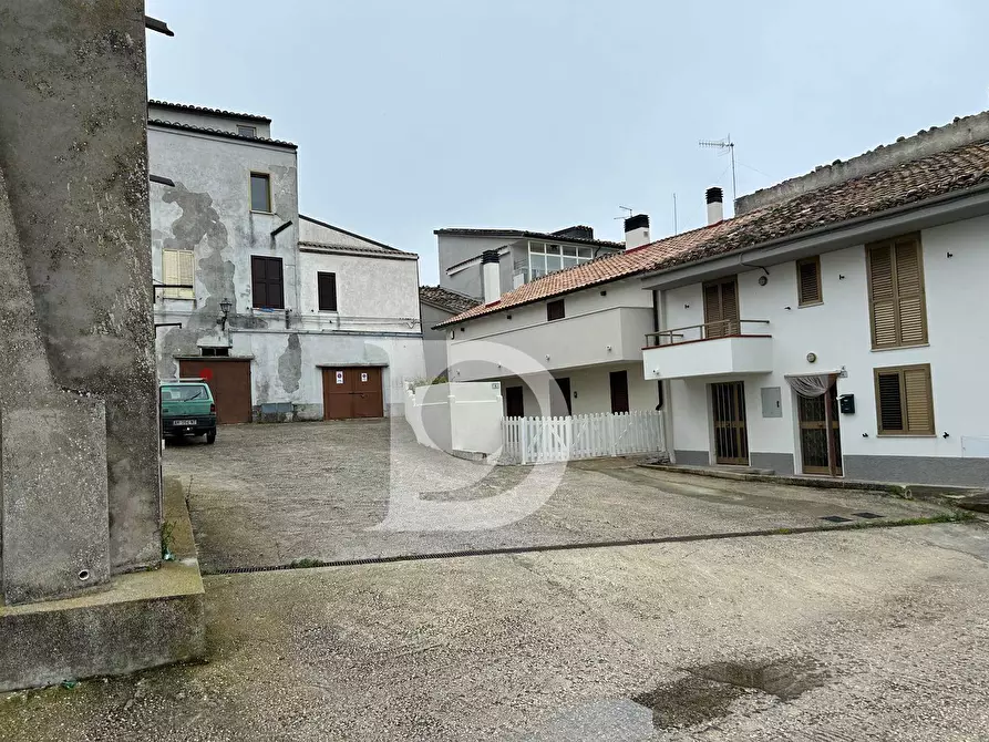 Immagine 44 di Casa semindipendente in vendita  in Piazza Garibaldi a Civitaquana
