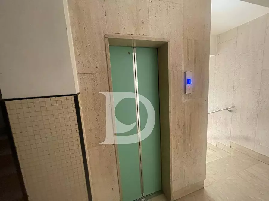 Immagine 67 di Appartamento in affitto  in Via Napoli a Pescara