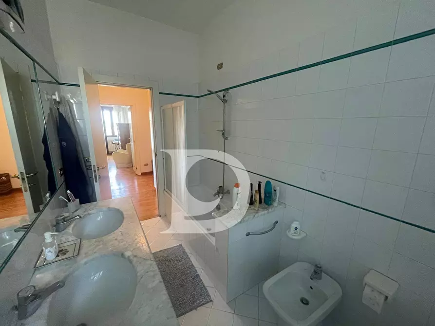 Immagine 38 di Appartamento in affitto  in Via Napoli a Pescara