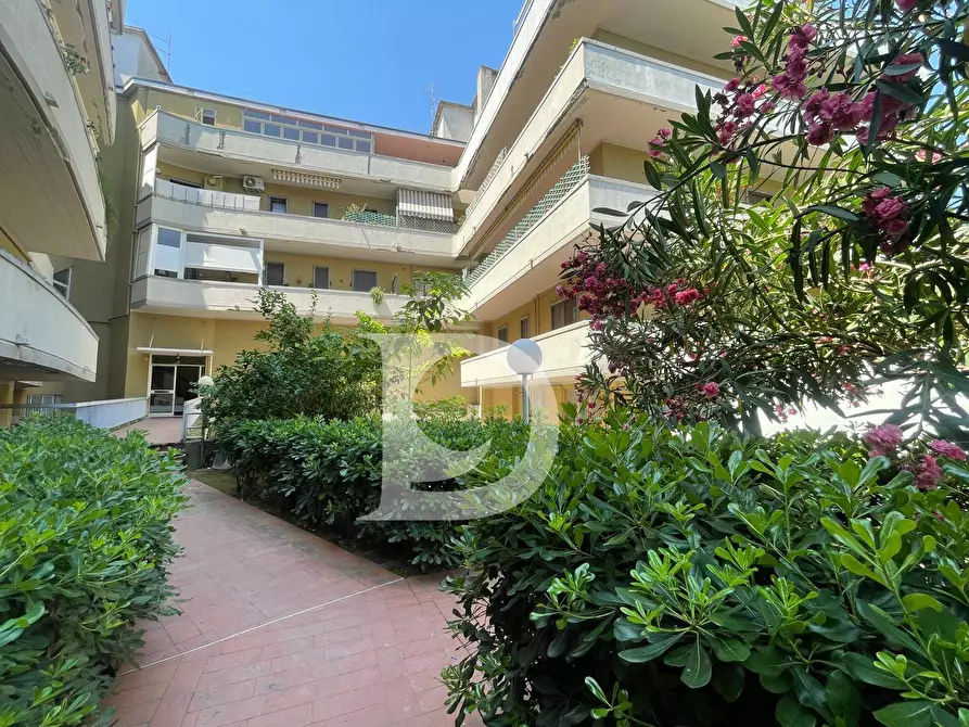 Immagine 2 di Attico in vendita  in Via Renato Paolini a Pescara