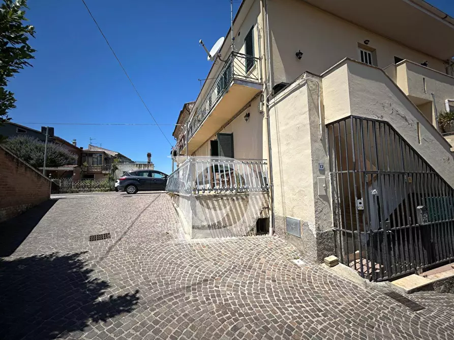 Immagine 24 di Casa semindipendente in vendita  in Piazza XXIV Maggio a Picciano