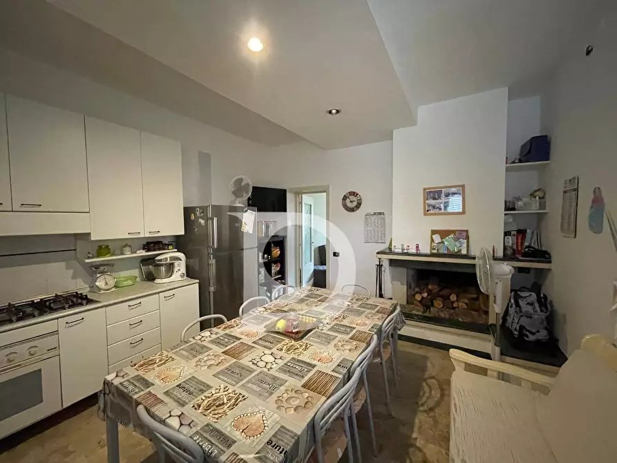 Immagine 3 di Casa semindipendente in vendita  in Contrada COLLEPALMA 6/7 a Loreto Aprutino