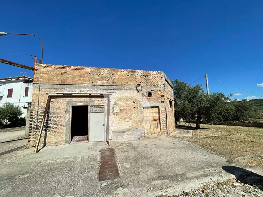 Immagine 58 di Casa semindipendente in vendita  in Contrada COLLEPALMA 6/7 a Loreto Aprutino