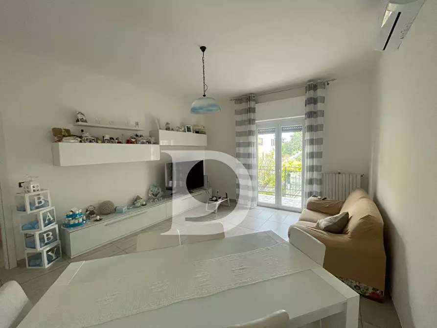 Immagine 11 di Appartamento in vendita  in Via Piave a Cepagatti