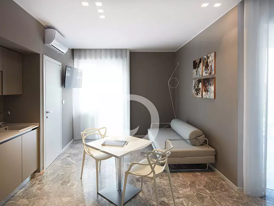 Immagine 34 di Appartamento in vendita  in Via Tassoni a Pescara