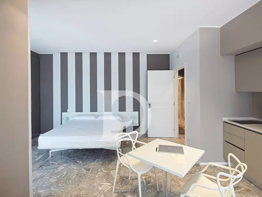 Immagine 38 di Appartamento in vendita  in Via Tassoni a Pescara