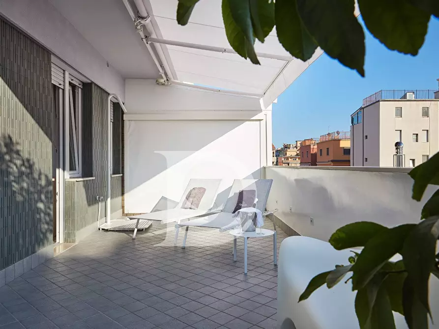 Immagine 60 di Appartamento in vendita  in Via Tassoni a Pescara