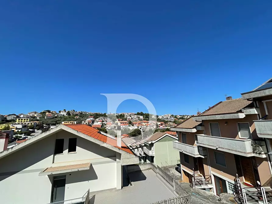Immagine 8 di Appartamento in vendita  in Via D'Innocente a Pescara
