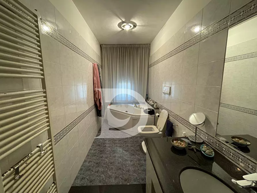 Immagine 4 di Appartamento in vendita  in Via D'Innocente a Pescara