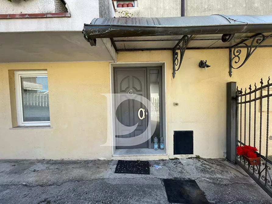 Immagine 49 di Appartamento in vendita  in Via D'Innocente a Pescara