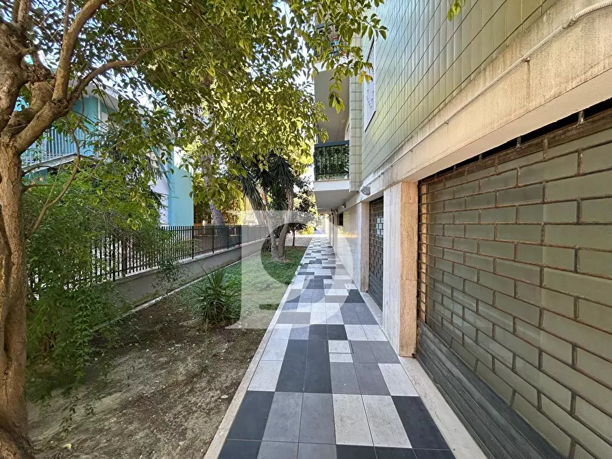 Immagine 10 di Appartamento in vendita  in Via Del Milite Ignoto a Pescara